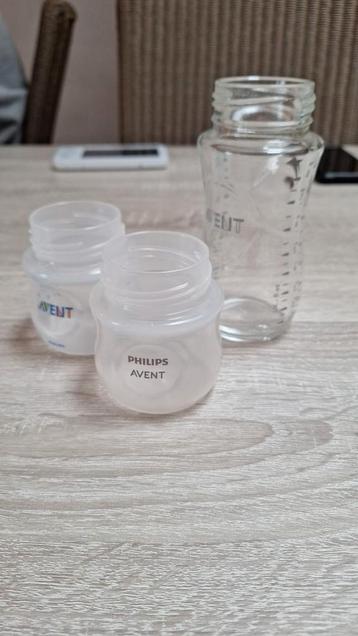 Babybenodigdheden flesvoeding beschikbaar voor biedingen