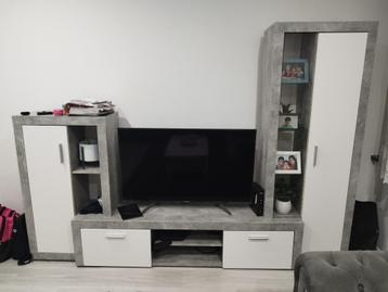 meuble tv vitrine beschikbaar voor biedingen