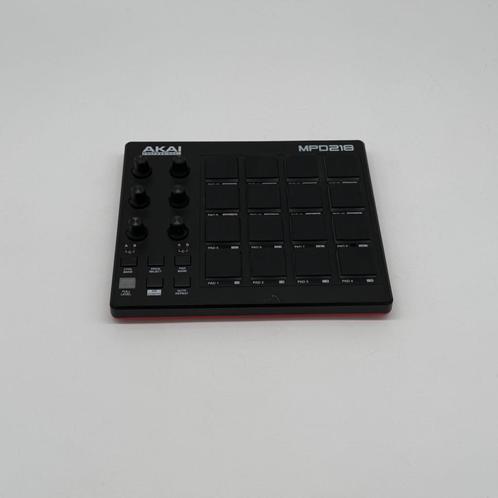 AKAI MPD218 MIDI Pad USB Controller - in een nette staat, Muziek en Instrumenten, Midi-apparatuur, Ophalen of Verzenden