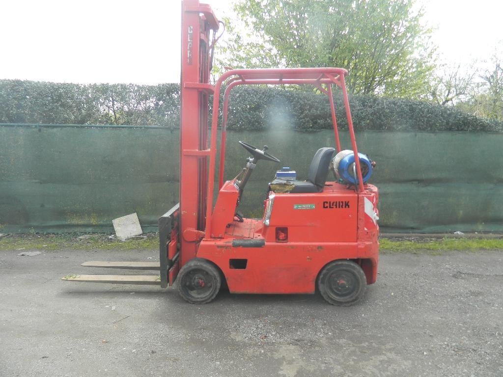 vorklift, Zakelijke goederen, Machines en Bouw | Heftrucks en Intern transport, Heftruck, LPG, 1000 tot 2000 kg, Ophalen