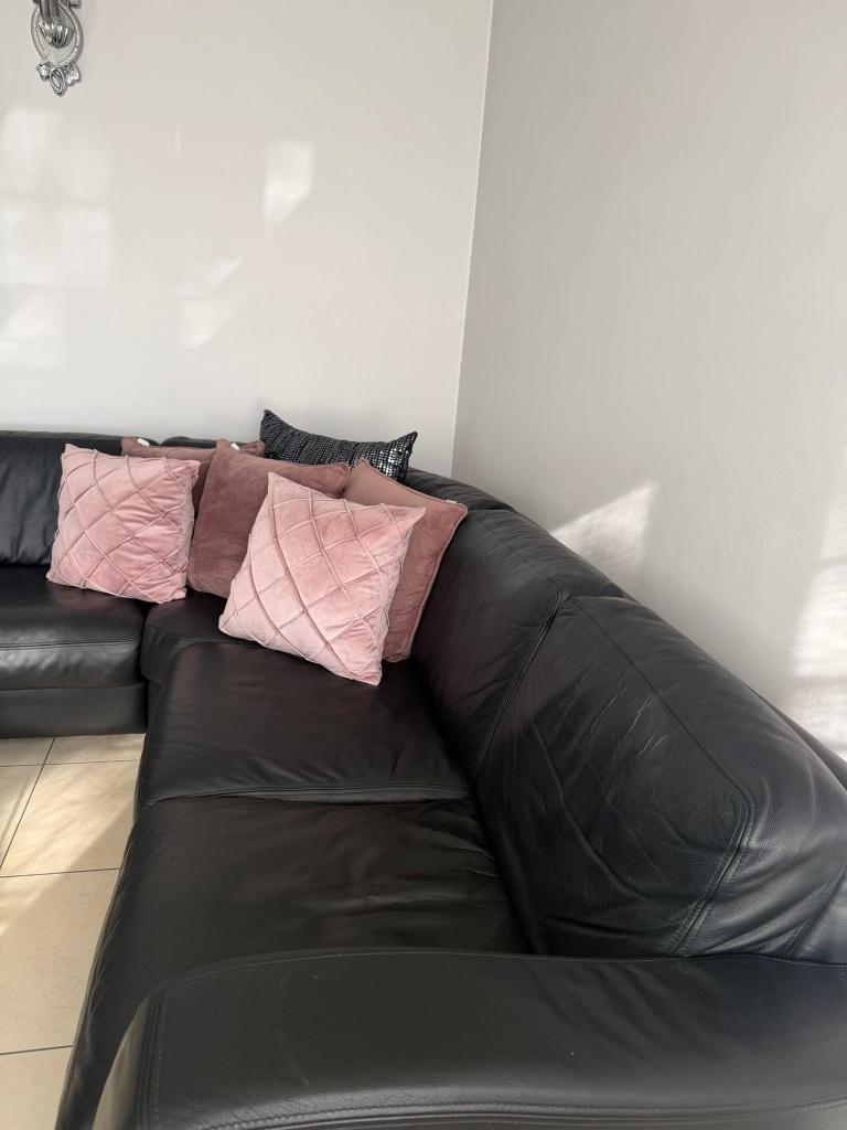 Zwarte leren hoekzetel, Huis en Inrichting, Zetels | Zetels, Ophalen, Gebruikt, Hoekbank, Leer