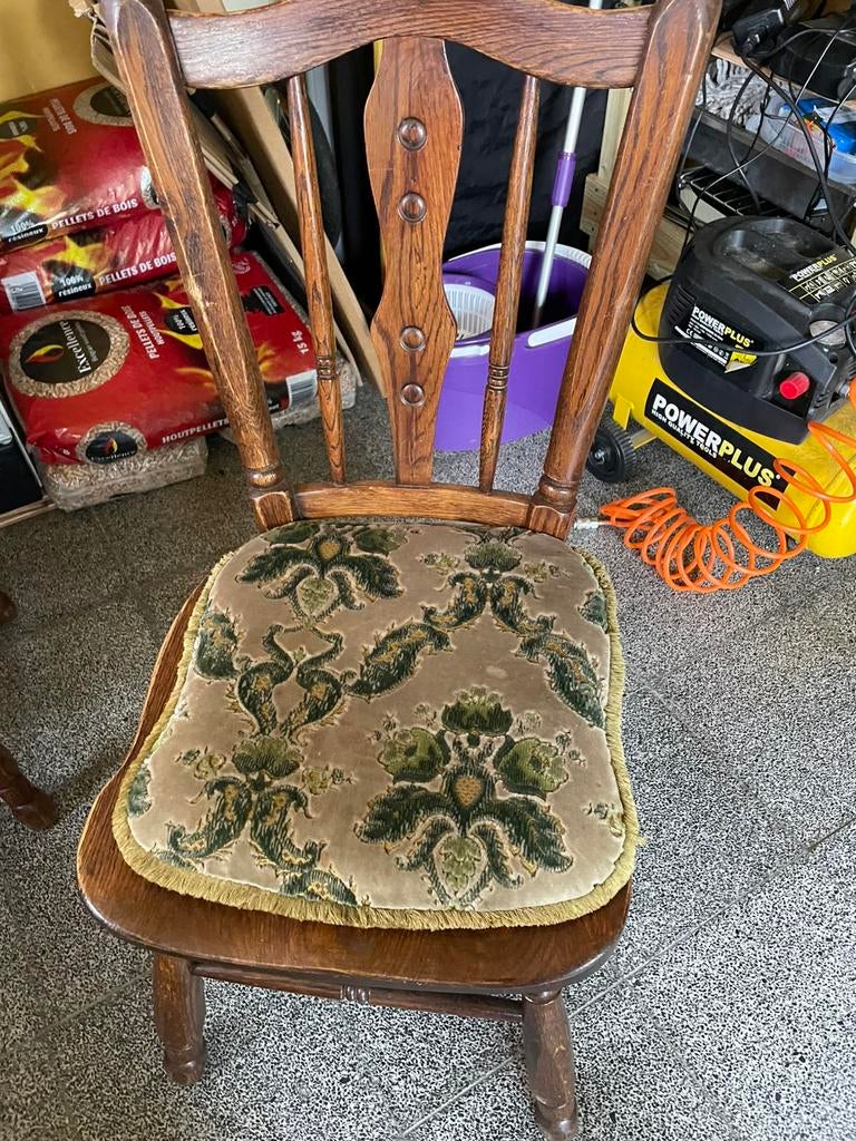 Mintjes stoelen en tafel/ bijna gratis, Ophalen