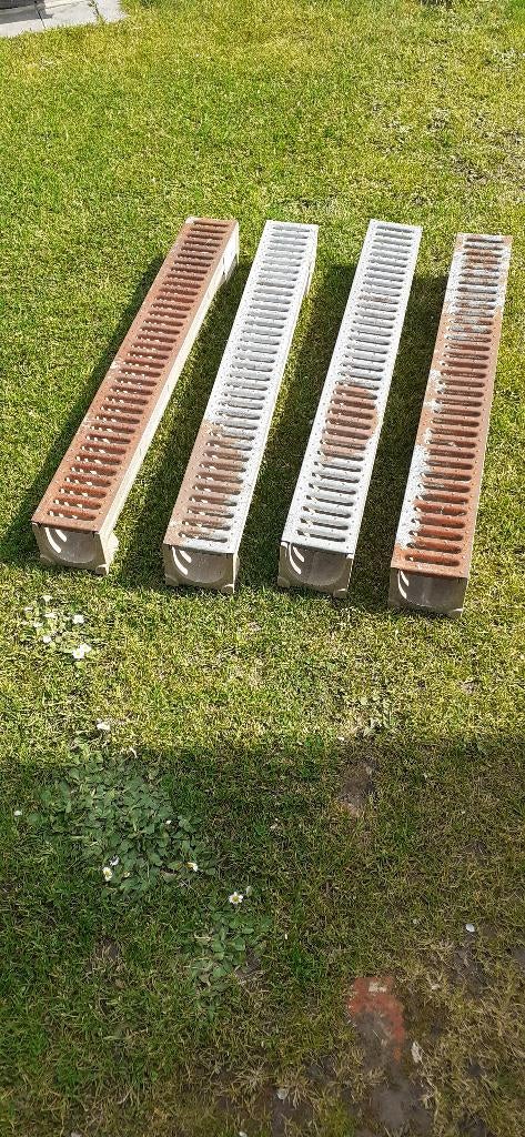 Afvoergoten , 4 stuks, Bricolage & Construction, Tuyaux & Évacuations, Enlèvement, Utilisé