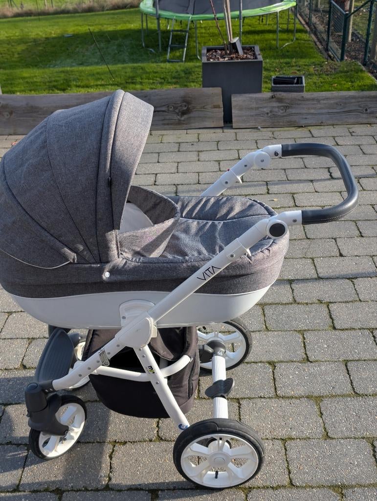 Poussette myjunior Vita, Enfants & Bébés, Poussettes & Combinaisons, Comme neuf, Poussette, Autres marques, Voiture duo, Pneus