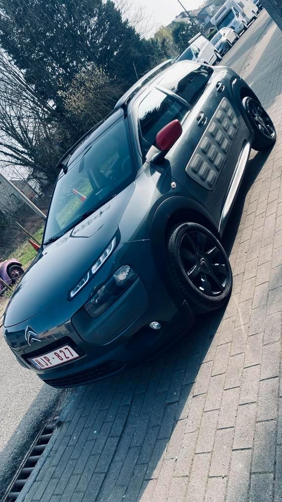 Citroën C4 cactus/1.2cc essence/2014/gps/ toit pano/cuir/, Autos, Citroën, Particulier, C4 Cactus, ABS, Caméra de recul, Régulateur de distance