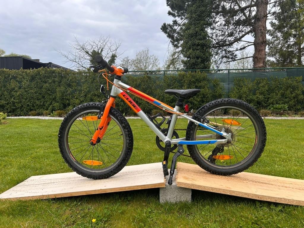 Stoere jongensfiets 20" CUBE, Fietsen en Brommers, Ophalen, Gebruikt, Versnellingen, Cube