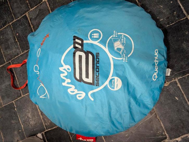 Tente(s) + matériel camping à louer (2 secondes Décathlon), Caravanes & Camping, Tentes