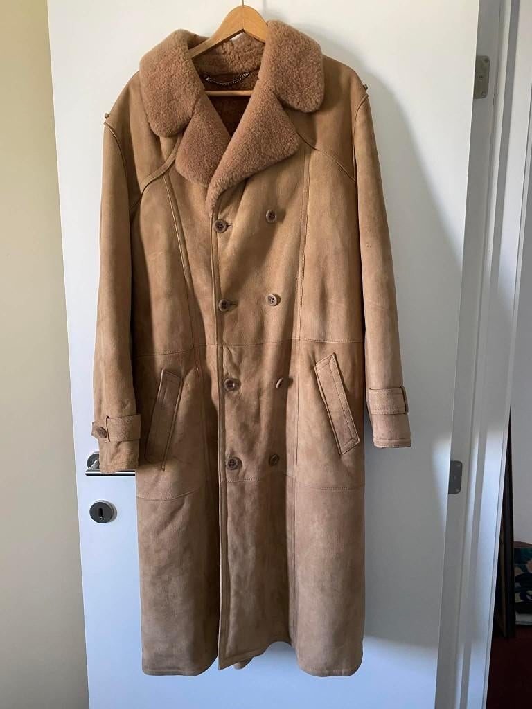 Lange heren mantel / omgekeerd schaap, Ophalen, Maat 52/54 (L), Agora Herselt, Beige