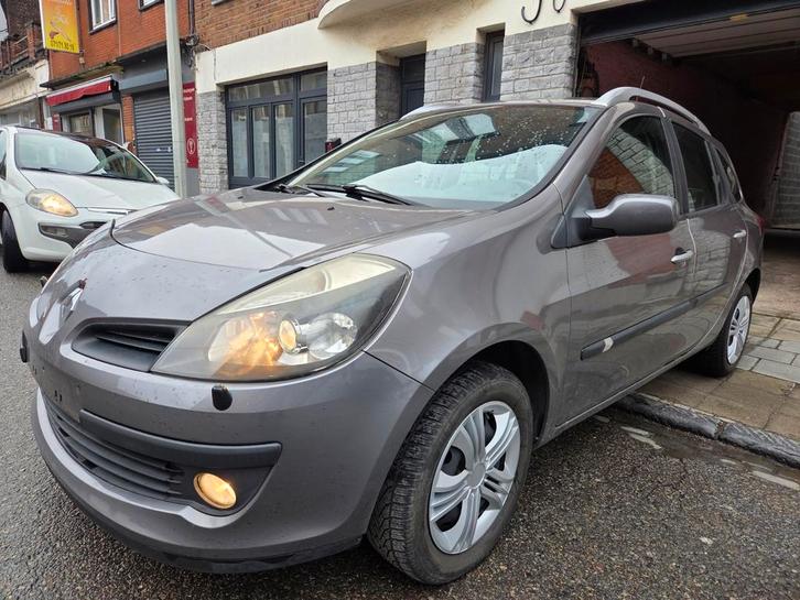 Renault Clio 1.5DCi*Airco*Prête à immatriculée de suite!!!, Auto's, Renault, Particulier, Clio, ABS, Airbags, Airconditioning