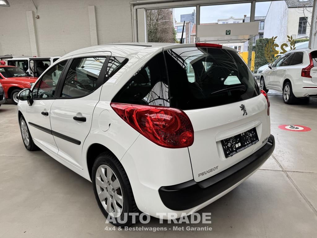 Peugeot 207 Stationwagen | 162.000km | Airco | Ex overheid, Auto's, Voorwielaandrijving, Stof, Gebruikt, Zwart