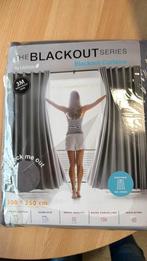 Gordijnen 300 x 250 cm Blackout curtain, Huis en Inrichting, Stoffering | Gordijnen en Lamellen, Ophalen, 200 cm of meer, Nieuw