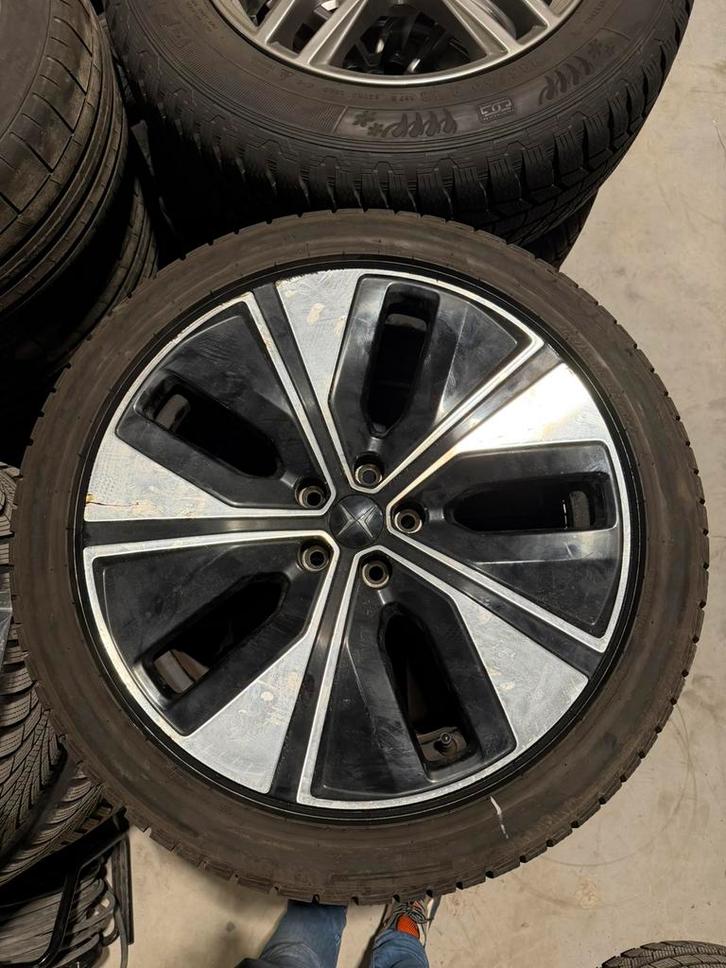 Polestar / Volvo winterset, Auto-onderdelen, Banden en Velgen, Banden en Velgen, Winterbanden, 19 inch, 245 mm, Personenwagen