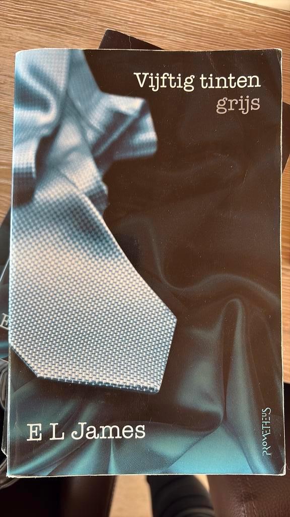 E.L. James - Vijftig tinten grijs, Boeken, Literatuur, Amerika, Ophalen