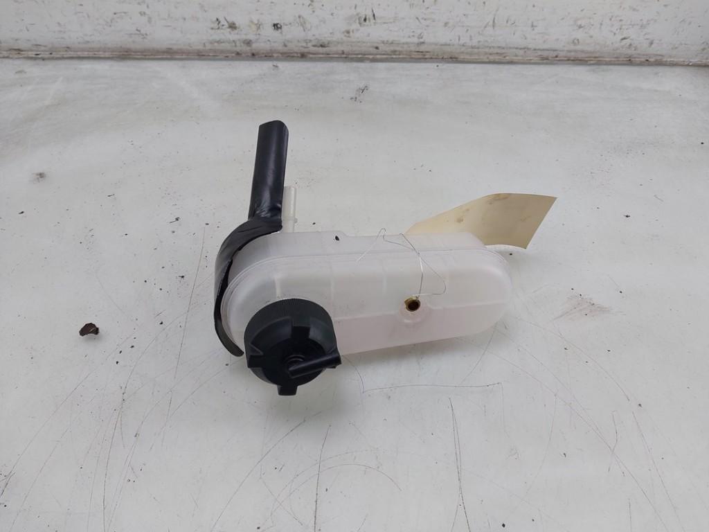 VASE D'EXPANSION Ferrari 296 GTS (01-2021/-) (|828986|), Dhr. J. Ham, Administratie@autoham.nl, Ferrari, Utilisé