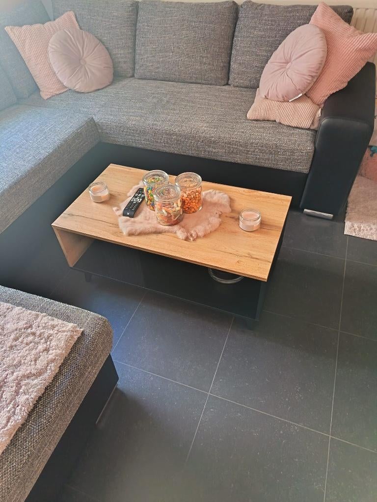 Salon, Ophalen, Zo goed als nieuw