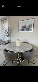 Table en marbre et chaises, Enlèvement, Comme neuf