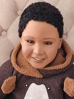 Grote todller pop, Enlèvement ou Envoi, Poupée