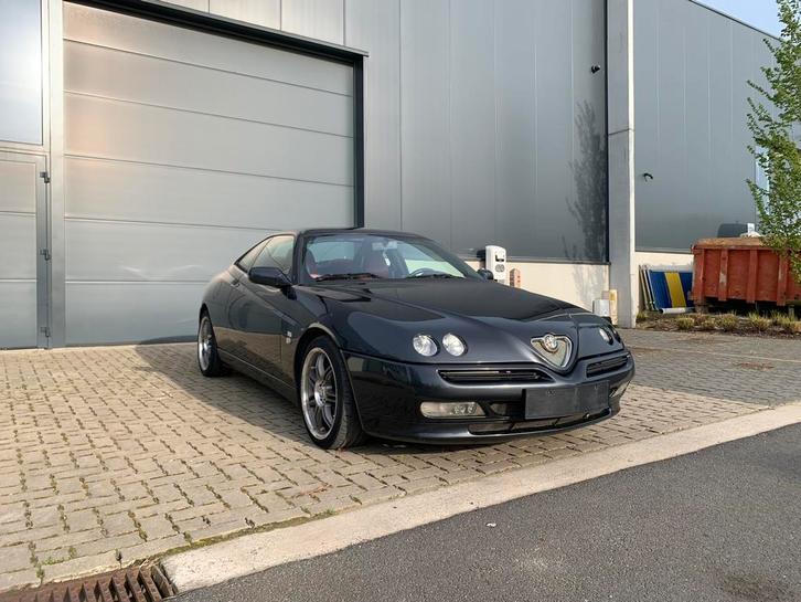 Alfa Romeo GTV 2.0 Twin Spark 1996, Auto's, Alfa Romeo, Bedrijf, Te koop, GTV, Benzine, 2 deurs, Handgeschakeld, Rood, Voorwielaandrijving