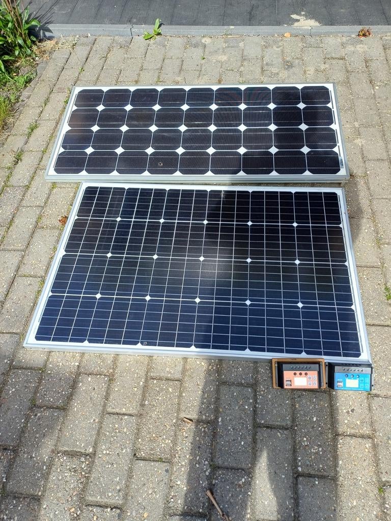 2 panneaux solaires pour bateau, camping-car ou caravane, y, Bricolage & Construction, Panneaux solaires & Accessoires, Enlèvement
