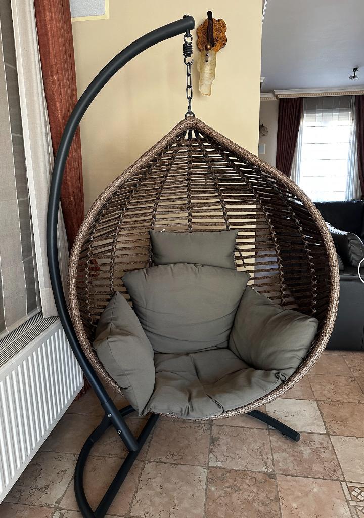 Luxe hangstoel, Tuin en Terras, Tuinsets en Loungesets, Zo goed als nieuw, Loungeset, Ophalen