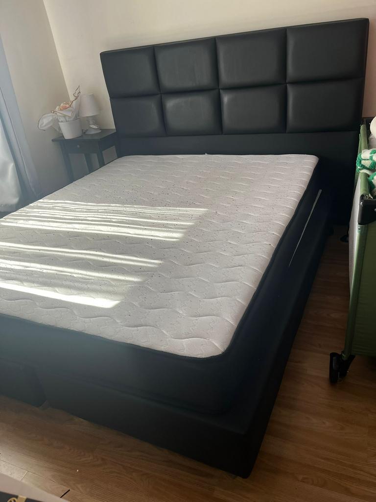 Gratis mee te nemen.., Huis en Inrichting, Slaapkamer | Boxsprings, Ophalen, Zo goed als nieuw