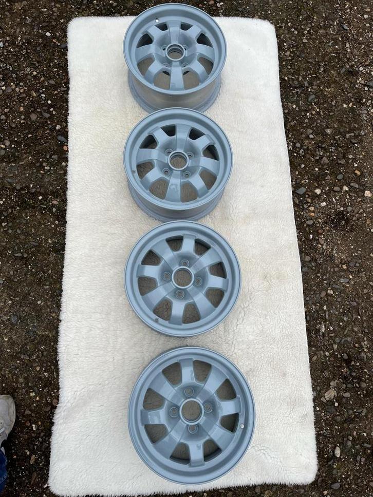 4 J.A d’origine PORSCHE 924 – 6Jx14H2 – État proche du neuf., Autos : Pièces & Accessoires, Pneus & Jantes, Jante(s), 14 pouces