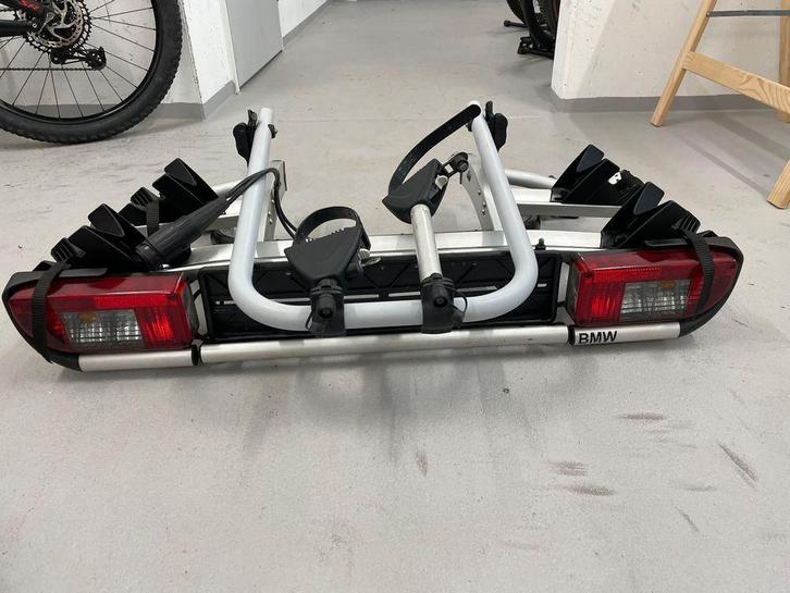BMW, X1 ,E84 ORIGINELE BMW FIETSENDRAGER ZONDER TREKHAAK, Auto diversen, Fietsendragers, Gebruikt, Trekhaakdrager, 2 fietsen, Ophalen
