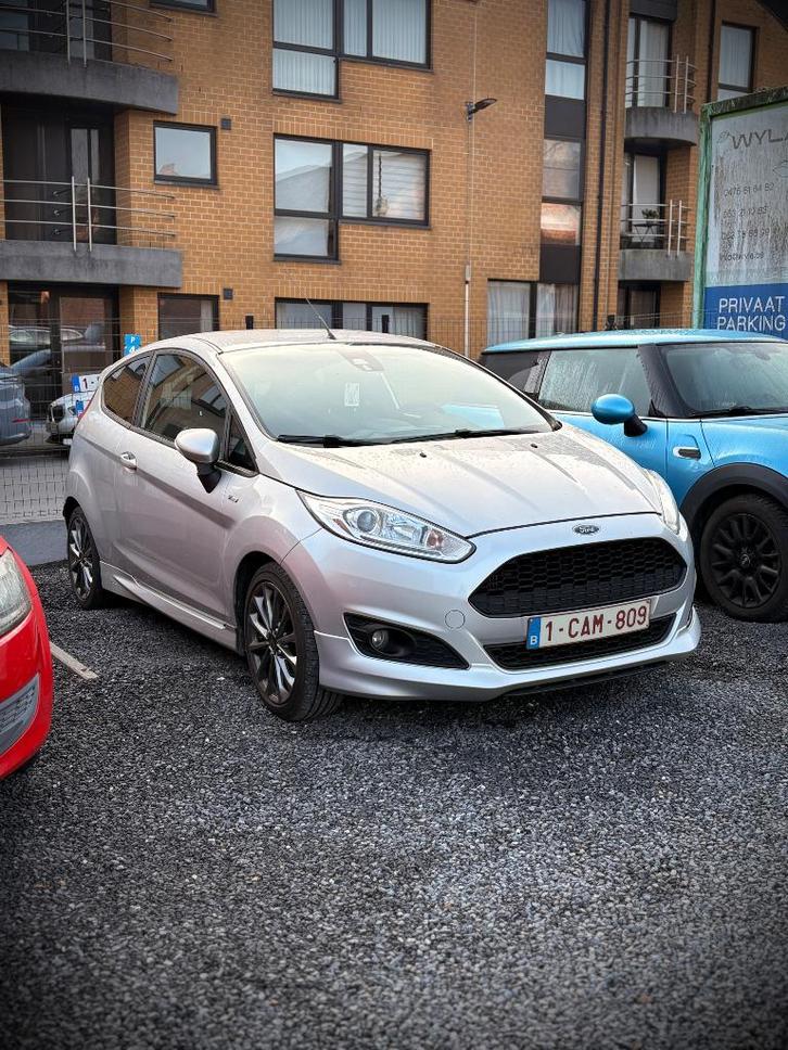 Ford Fiesta st line, Auto's, Ford, Particulier, Fiësta, Achteruitrijcamera, Airbags, Airconditioning, Bluetooth, Boordcomputer