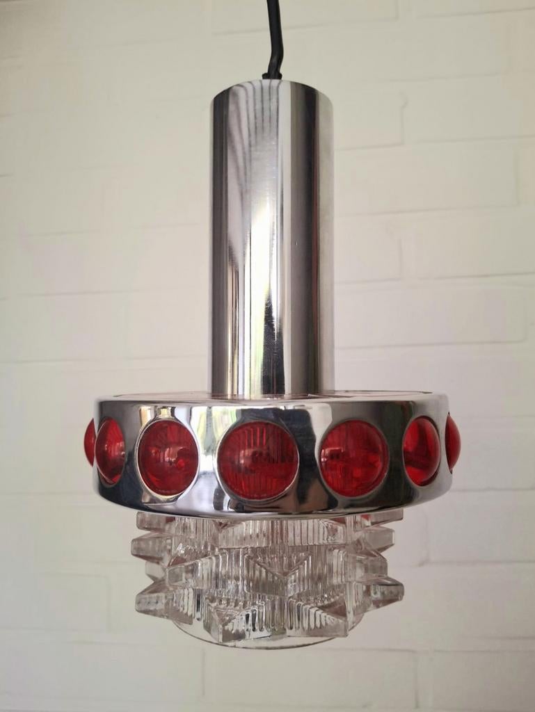 Lampe suspendue Vintage Massive. Années 1960. Rouge, Enlèvement, Verre