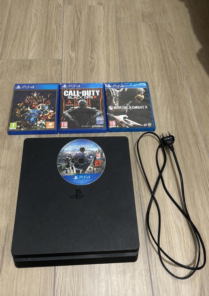 Ps4 slim, goede conditie 3 jaren gebruikt., 500 GB, Sans contrôleur, Enlèvement, Utilisé