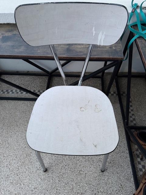 Stoel om te geven, Ophalen