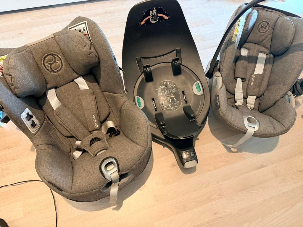 Cybex base + icloud z + eerste autostoel, Ophalen of Verzenden, Gebruikt