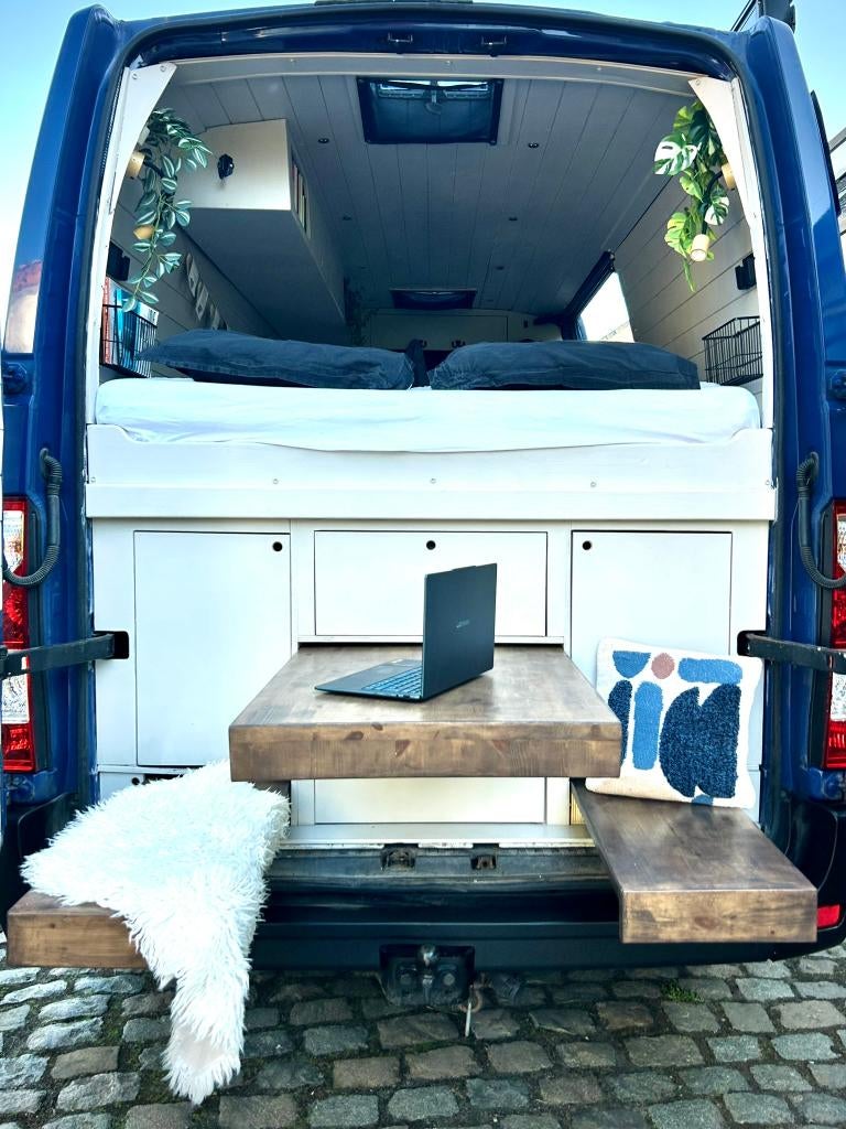 Renault Master (2012) omgebouwd tot camper van, Caravans en Kamperen, Mobilhomes, Particulier, tot en met 2, Buscamper of Camperbus