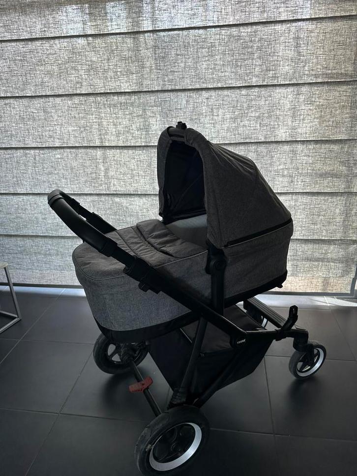 Thule sleek buggy met alle toebehoren, Enfants & Bébés, Jumeaux & Naissances multiples, Comme neuf, Enlèvement