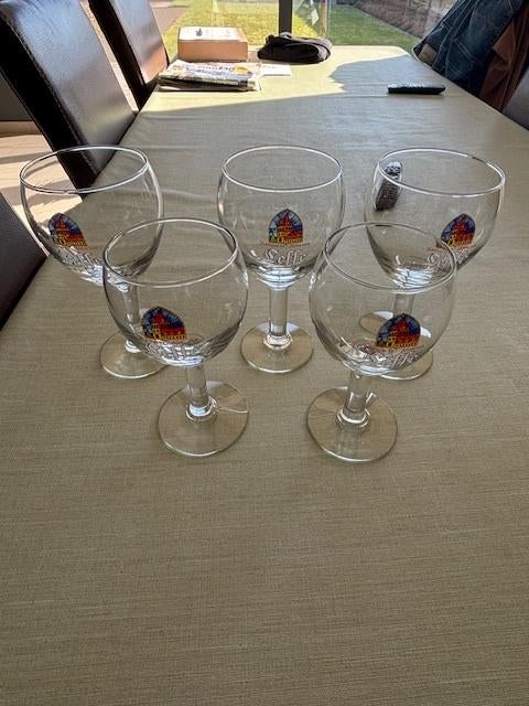 Bierglazen Leffe 3x33cl, 2x25cl, Ophalen, Zo goed als nieuw, Bierglas