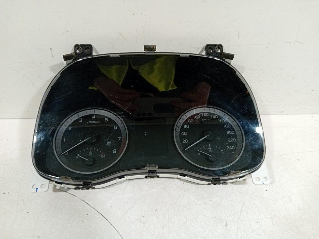 Cockpit Hyundai Tucson, Onderdelen@venauto.nl, Van der Ven Autorecycling B.V., Gebruikt, Ettenseweg 76, 4706 PB Roosendaal, The Netherlands