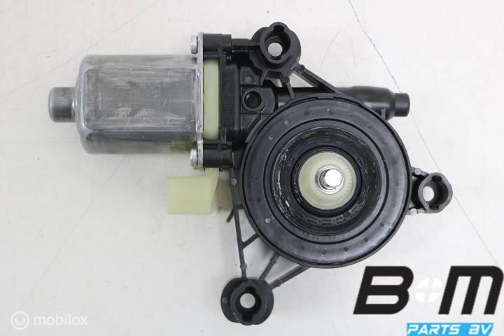 Raammotor linksvoor Audi A3 8V Facelift 5Q0959802B, Gebruikt