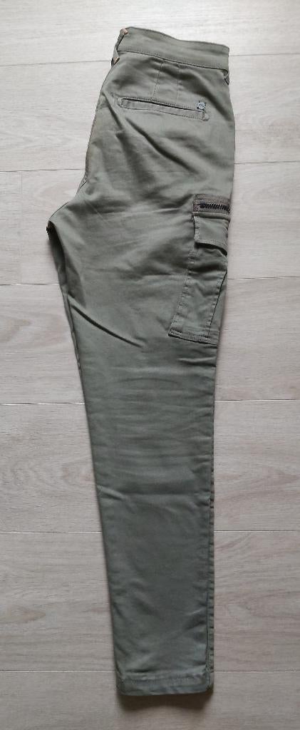 Kaki cargobroek Jack&Jones maat 28/32, Vêtements | Hommes, Pantalons, Enlèvement ou Envoi, Comme neuf, Taille 46 (S) ou plus petite