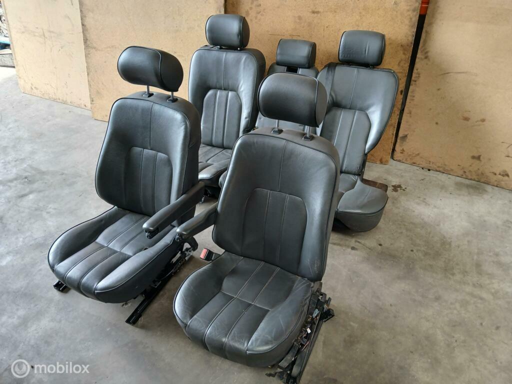 Stoelen Achterbank Range Rover L322 Vogue Zwart Leer Zetels, Autos : Pièces & Accessoires, Habitacle & Garnissage, Land Rover