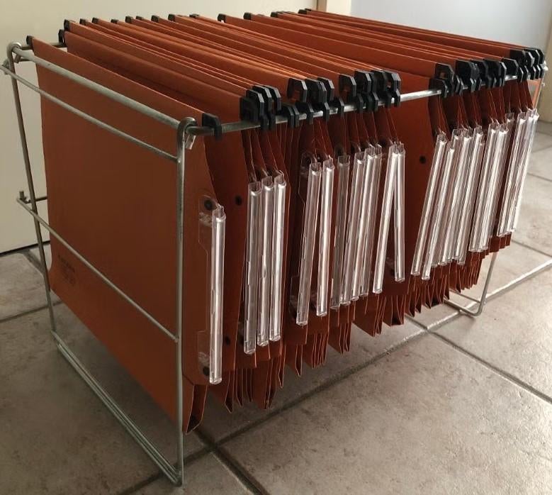 Laterale hangmappen met houder (NIEUW) (50 stuks mappen), Zakelijke goederen, Kantoor en Winkelinrichting | Kantoorartikelen, Ophalen