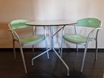 Klein eettafeltje met 2 bijhorende stoelen in muntgroen, Maison & Meubles, Chaises, Autres couleurs, Métal, Deux, Enlèvement