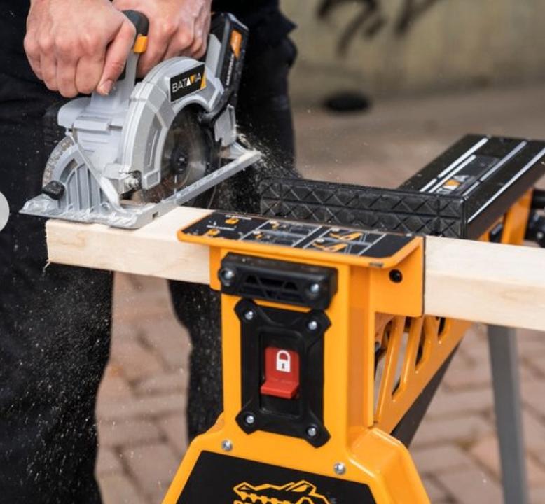 Établi et système de serrage Batavia Croc Lock, Bricolage & Construction, Établis, Utilisé, Étau, Rabattable, Enlèvement