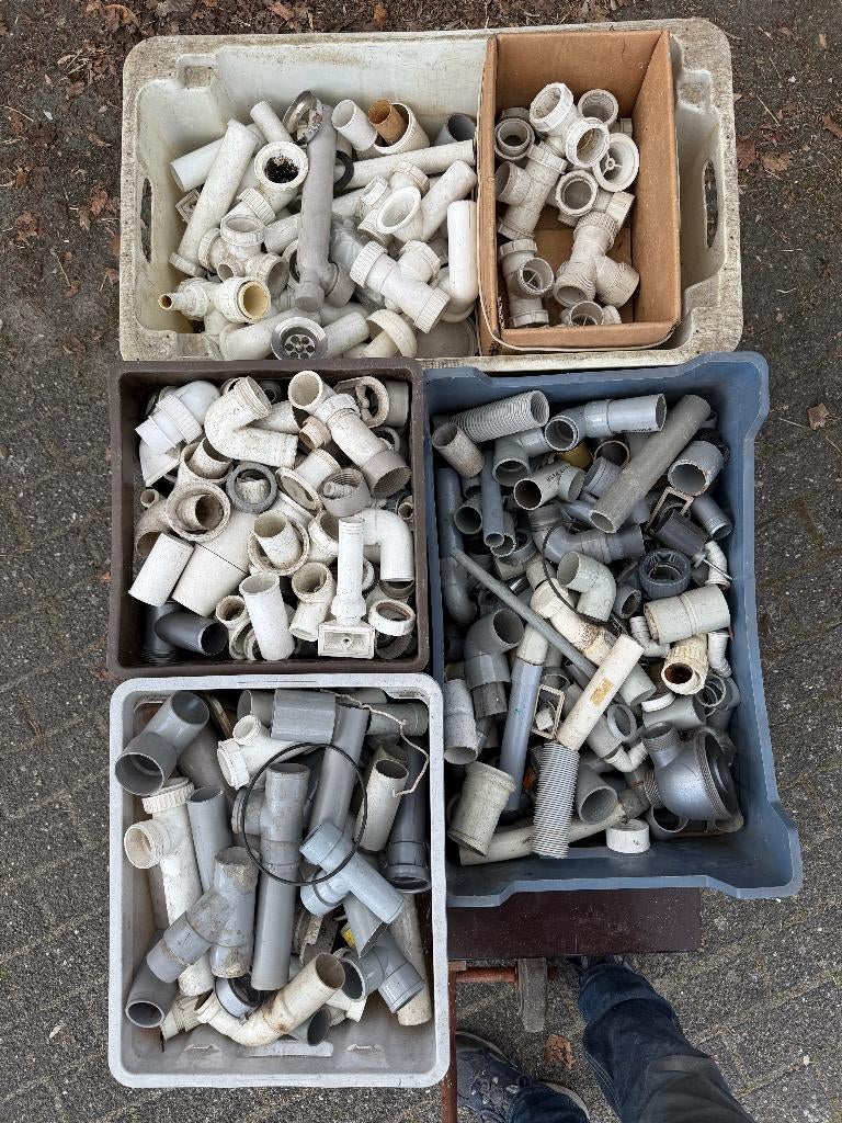 afvoermateriaal sanitair, Ophalen, Afvoer, PVC, 20 tot 40 mm