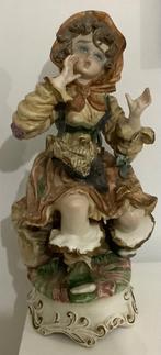 Groot Capodimonte porseleinen beeld, Enlèvement ou Envoi