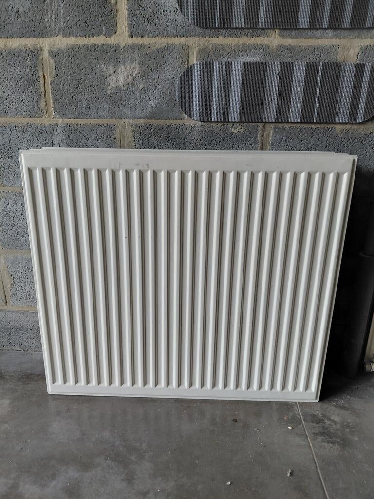 Radiator 80 x 16 x 70 cm, Bricolage & Construction, Chauffage & Radiateurs, Enlèvement, Radiateur