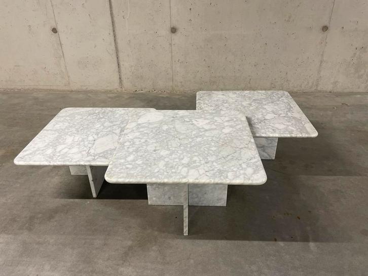 Bianco Carrara Italiaanse ‘70 handgemaakte 3 set, Huis en Inrichting, Tafels | Salontafels, Zo goed als nieuw, Ophalen of Verzenden