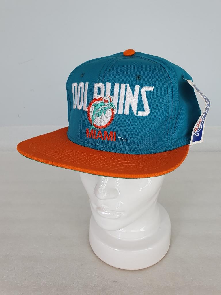 Pet Team NFL Miami Dolphins (Amcap, 1993), Verzamelen, Sportartikelen en Voetbal, Ophalen of Verzenden, Nieuw, Pet of Muts