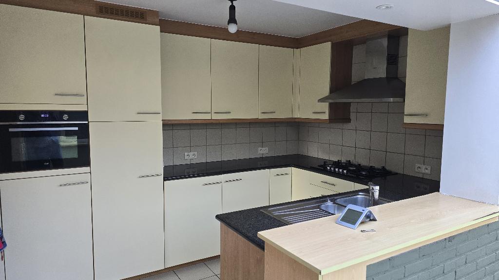 Siemens ingerichte keuken + stenen werkblad - goede staat, Ophalen, Gebruikt, U-keuken, Graniet of Steen