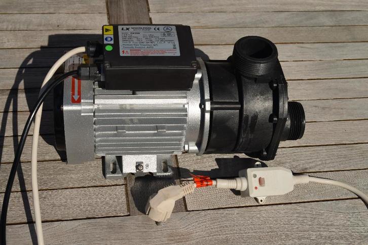 waterpomp Whirlpool EA390 pompen water, Jardin & Terrasse, Pompes à eau, Neuf, Électrique, Pompe d'appoint, Enlèvement ou Envoi