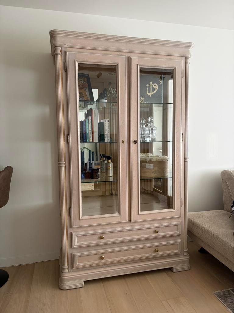 Zeer mooie houten kast, Ophalen, Zo goed als nieuw